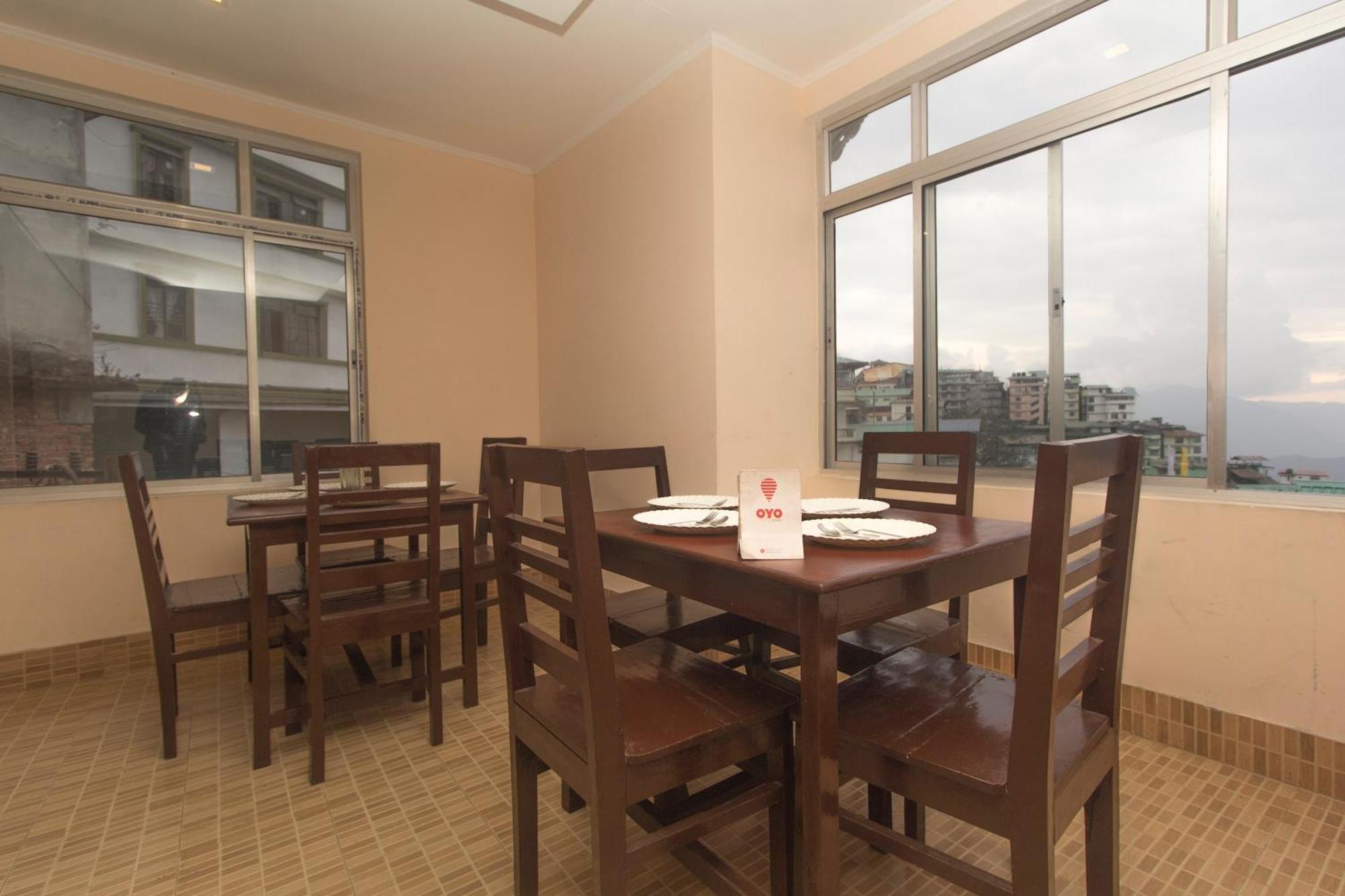 Collection O Hotel Shantiniketan Гангток Екстериор снимка